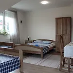 Boroniowka Nad Jeziorem Czorsztynskim Homestay *