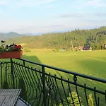 Boroniowka Nad Jeziorem Czorsztynskim Falsztyn