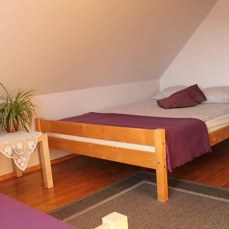 Boroniówka Nad Jeziorem Czorsztyńskim Quarto em Acomodações Particulares *